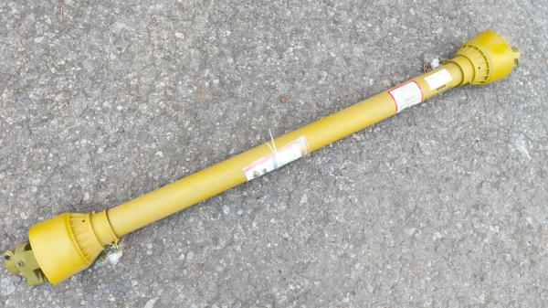 Kardan 1210mm, 460Nm , F23 strizna spojka 6