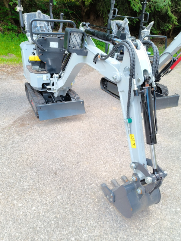Minibáger DW08 - 800kg 4