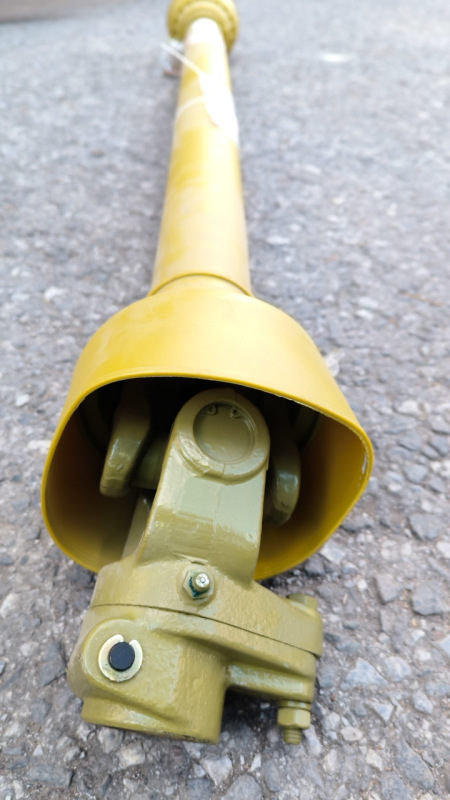 Kardan 1210mm, 460Nm , F23 strizna spojka