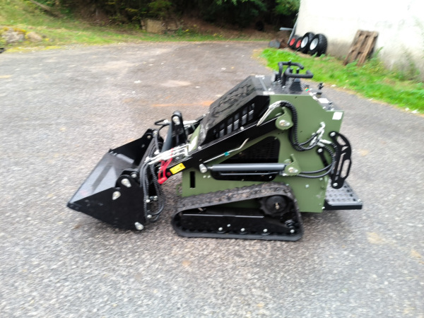 Nakladač cw460 4