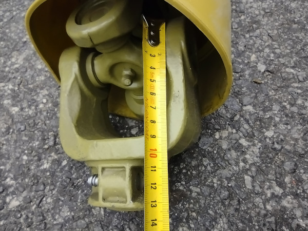 Kardan 560mm , 1200Nm, B8 6