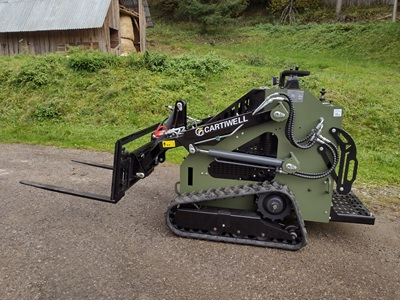 Mininakladač CW-460 2
