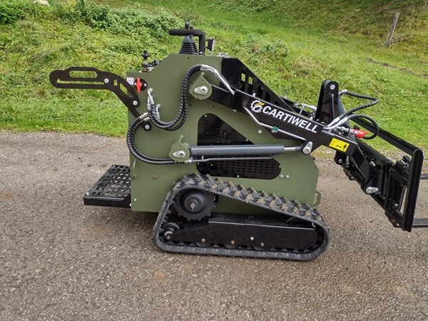 Mininakladač CW-460 7