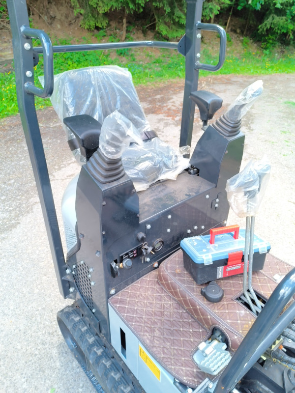 Minibáger HT11 joystick 9