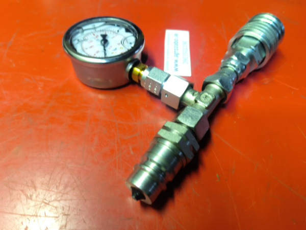 Tlakomer so spojkou 2