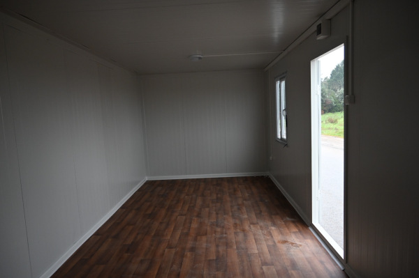 Kontajner rozmer 2,4x6x2,6m 8