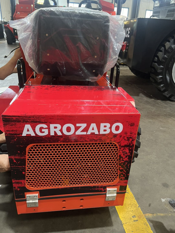 Nakladač kolesový VS650 4